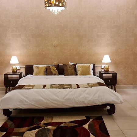 Khushana Villa By Baywatch Stayzz Chennai Exterior photo